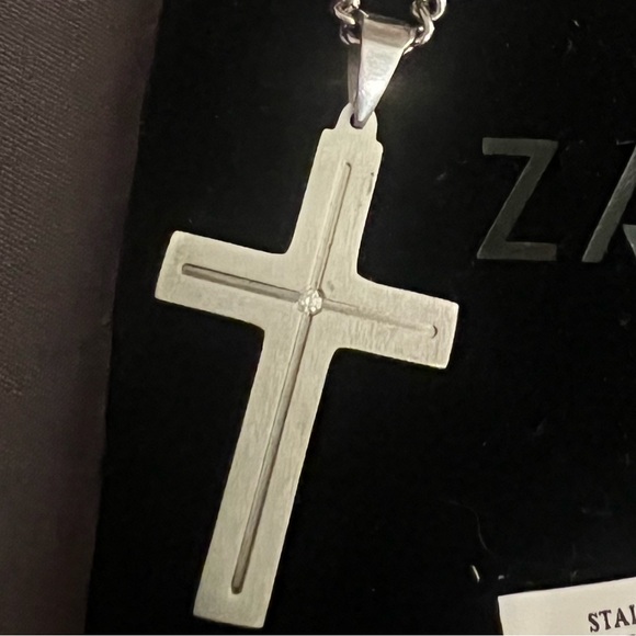 Stainless Steel Diamond Cross Necklace, excellent condition - Picture 2 of 6